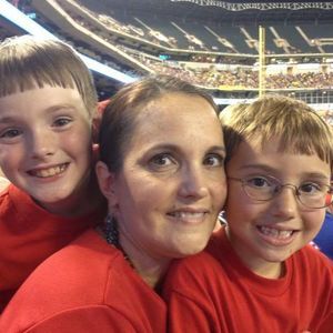 Meet your Posher, Debra